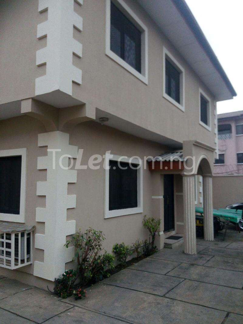 4 bedroom House for rent Illupeju Estate, Ilupeju Maryland Lagos