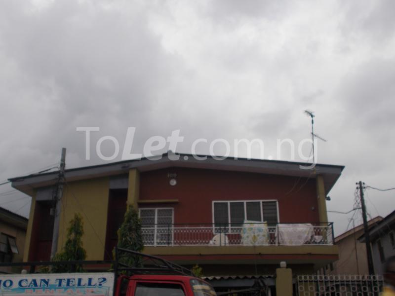 3 bedroom Flat / Apartment for rent Olowora Street Near Aviation Estate. Oshodi Expressway Oshodi Lagos