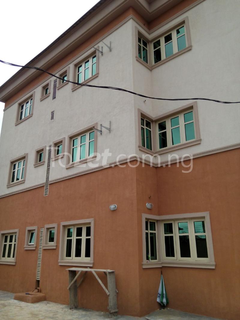 3 bedroom Flat / Apartment for rent Dele Awelewa Street, Oshodi Expressway Oshodi Lagos