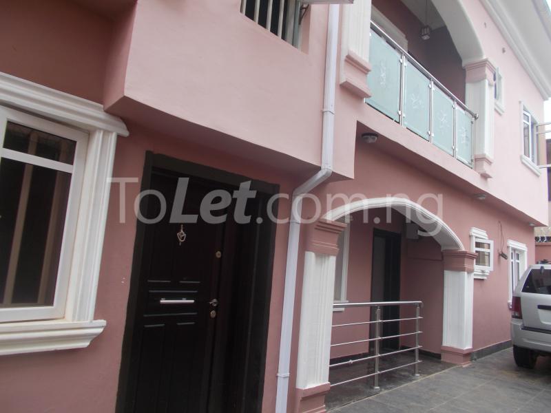 3 bedroom Flat / Apartment for rent John Umana Street. Oshodi Expressway Oshodi Lagos