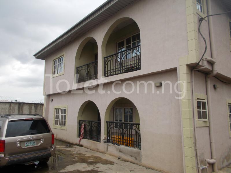 3 bedroom Flat / Apartment for rent Agboyi Street. Ketu Kosofe/Ikosi Lagos