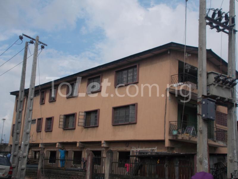1 bedroom Flat / Apartment for rent Bariga Shomolu Area. Shomolu Shomolu Lagos - 0