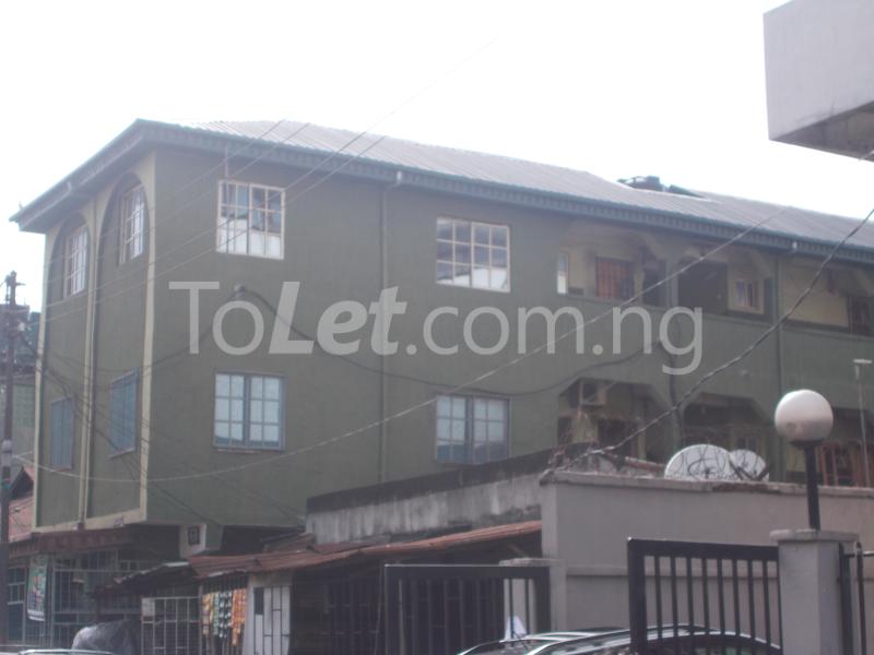 1 bedroom Flat / Apartment for rent Lagos Street. Yaba Yaba Lagos - 2