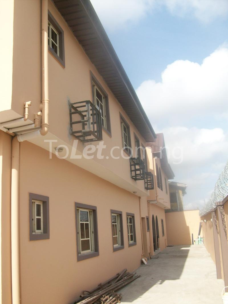 3 bedroom Flat / Apartment for rent Majaro Street Agege Agege Lagos