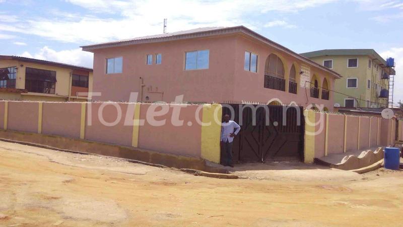 3 bedroom Flat / Apartment for rent Adekunle Fajuyi Street, Gbagada Gbagada Lagos