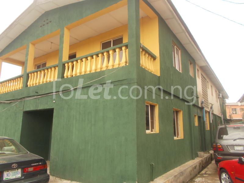 1 bedroom Flat / Apartment for rent Bawala Area. Shomolu Shomolu Lagos - 2