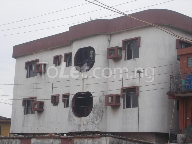 3 bedroom Flat / Apartment for rent Johnson Area Off Pedro. Gbagada Gbagada Lagos