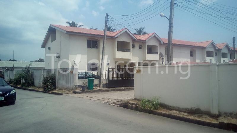 1 bedroom Flat / Apartment for rent Phd Estate, Yaba Yaba Lagos