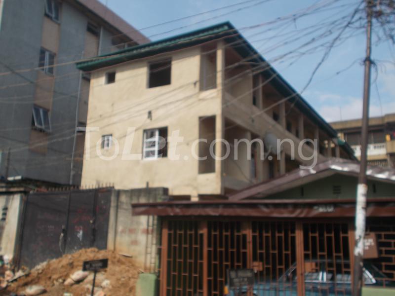 2 bedroom Flat / Apartment for rent Freeman Street, Ebute Metta Yaba Lagos