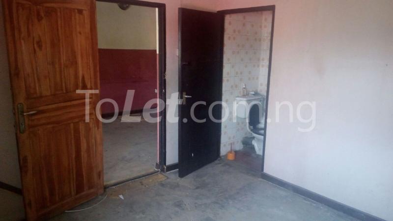 3 bedroom Flat / Apartment for rent Oyadiran Estate, Yaba Yaba Lagos - 0