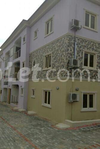 3 bedroom House for rent Off Cmd Road, Ketu Kosofe/Ikosi Lagos