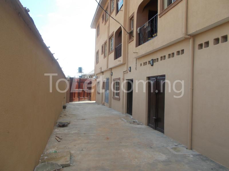 2 bedroom Flat / Apartment for rent Opeyemi Estate, Oshodi Expressway Oshodi Lagos