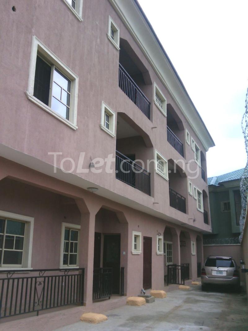 2 bedroom Flat / Apartment for rent Off Nathan Street, Surulere Surulere Lagos