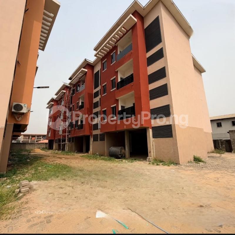 3 bedroom Flat / Apartment for sale Mobolaji Bank Anthony Way Ikeja Lagos