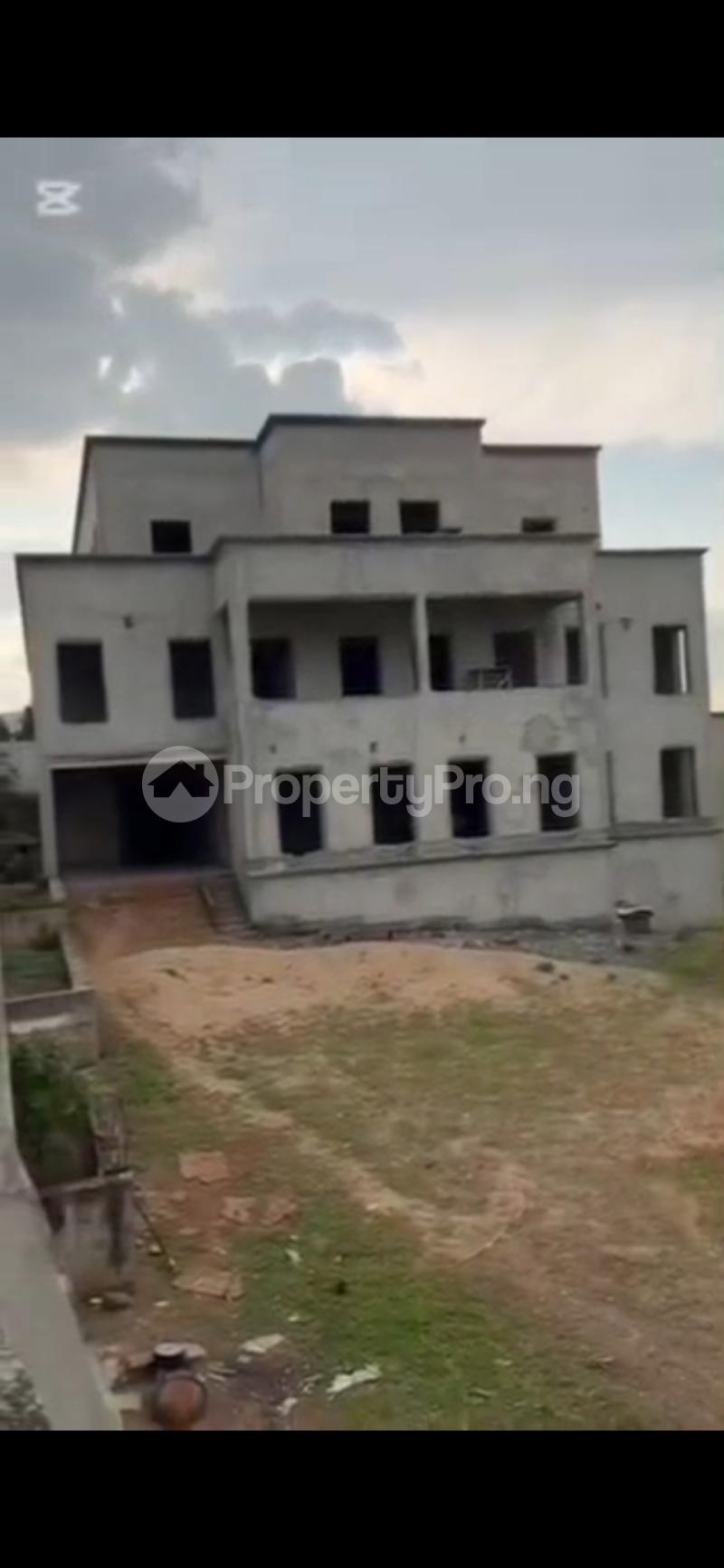 10 bedroom House for sale Maitama Abuja