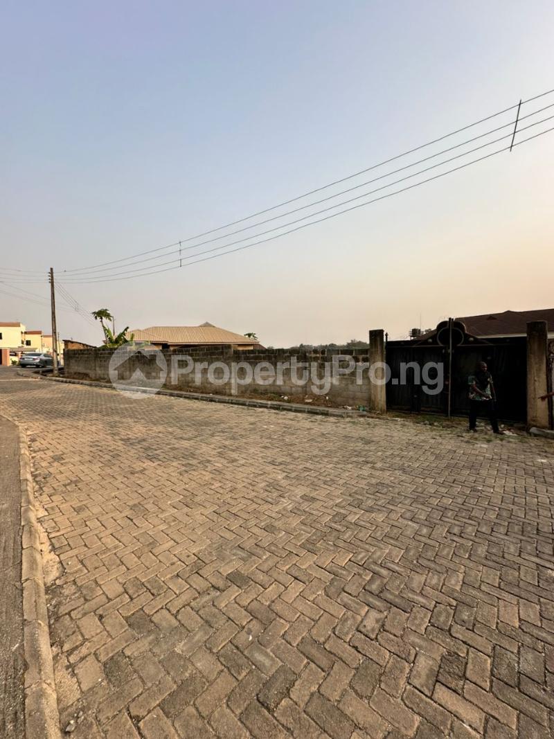 Land for sale S&t Jericho Gra Ibadan Oyo