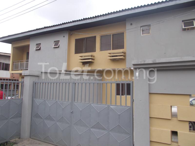 3 bedroom Flat / Apartment for rent Abc Bus Stop Adeniyi Jones. Ikeja Ikeja Lagos
