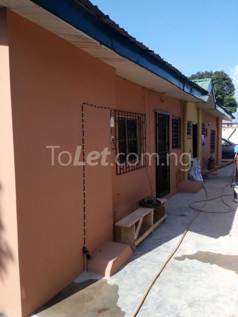 2 bedroom House for rent Behind Mobile Filling Station Gbagada Gbagada Lagos
