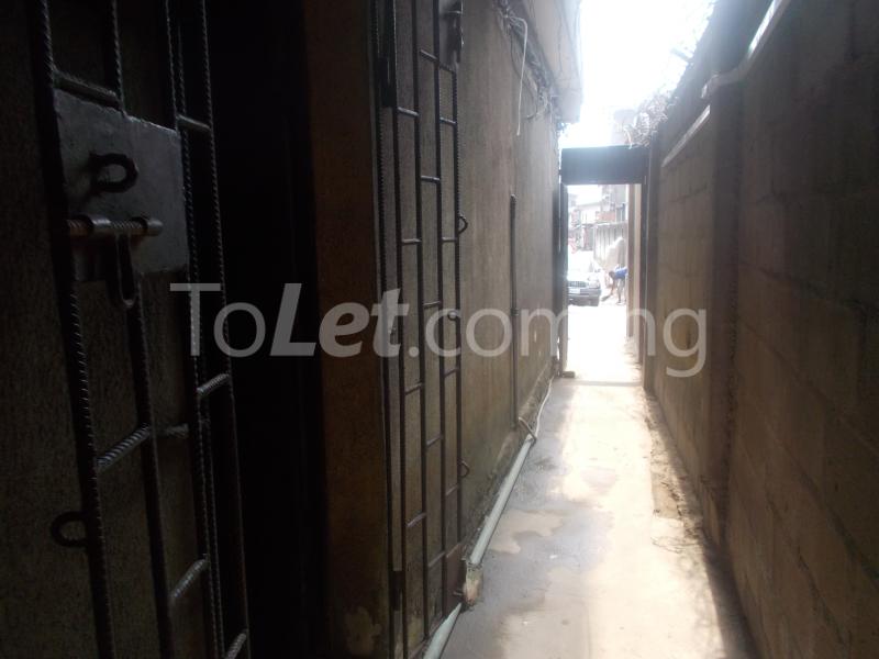 1 bedroom Flat / Apartment for rent Kadara Street, Ebute Metta Yaba Lagos