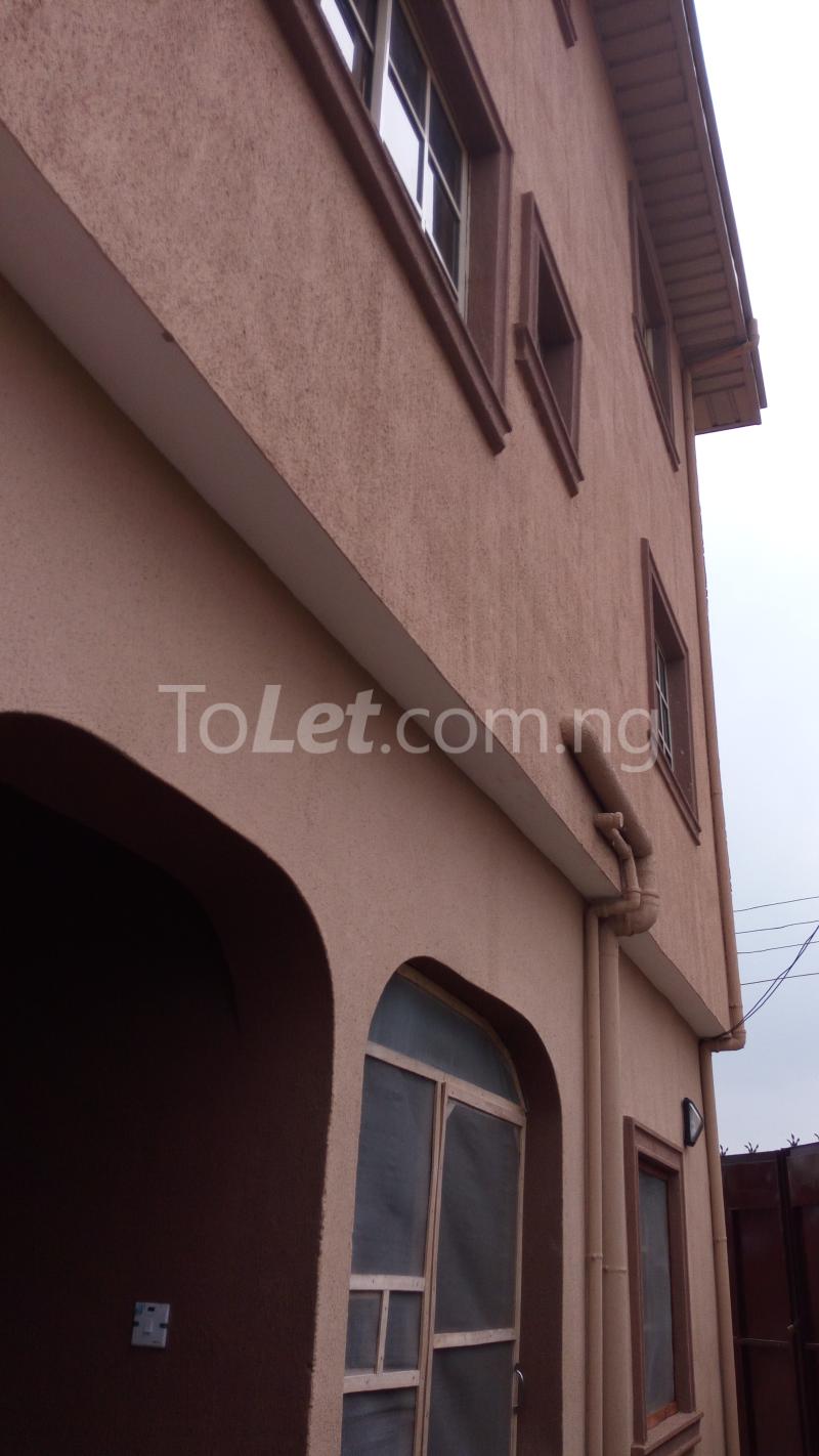 1 bedroom Flat / Apartment for rent 2, Igwe Orizu, Canal View Estate Phase 2, Oshodi Expressway Oshodi Lagos