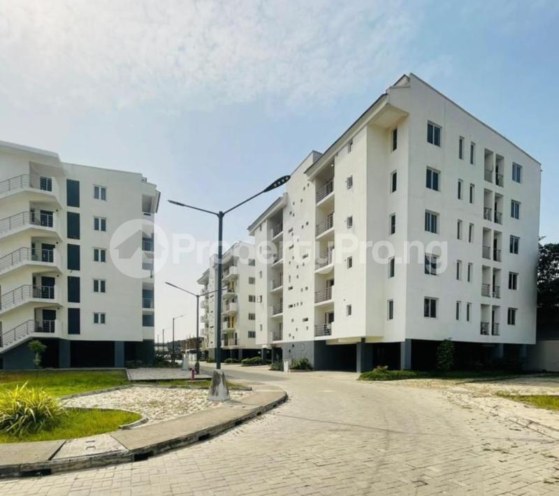 3 bedroom Flat / Apartment for sale Ilupeju Lagos