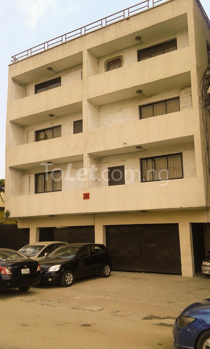 Commercial Property for rent 296 Herbert Macaulay Way. Yaba Yaba Lagos