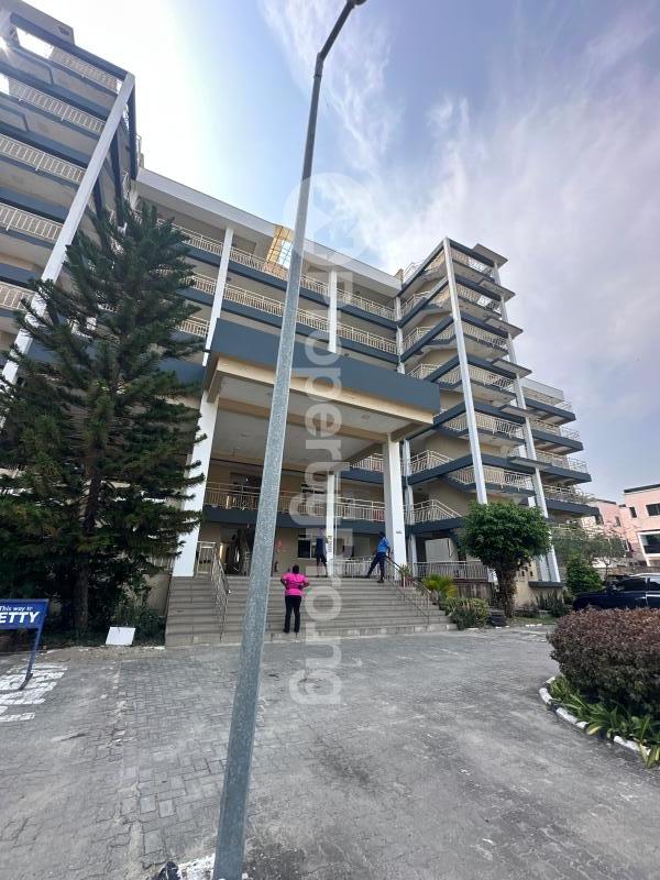 3 bedroom Flat / Apartment for rent Admiralty Lekki Phase 1 Lekki Lagos