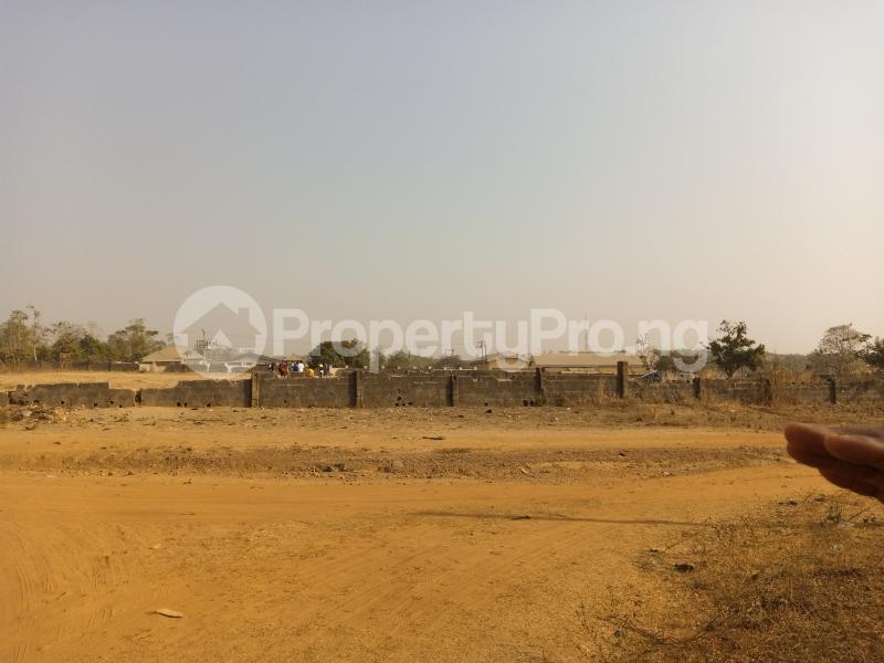 Land for sale Before Post Army Housing Estate Jukwoyi Abuja
