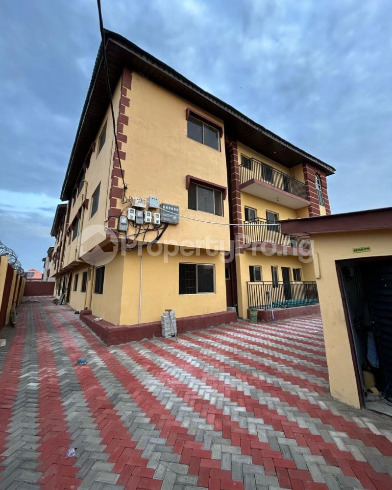 House for sale Mile 12 Kosofe/Ikosi Lagos