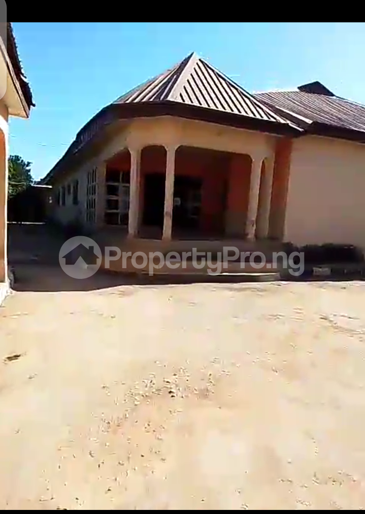 10 bedroom Commercial Property for sale Sabo Kaduna South Kaduna