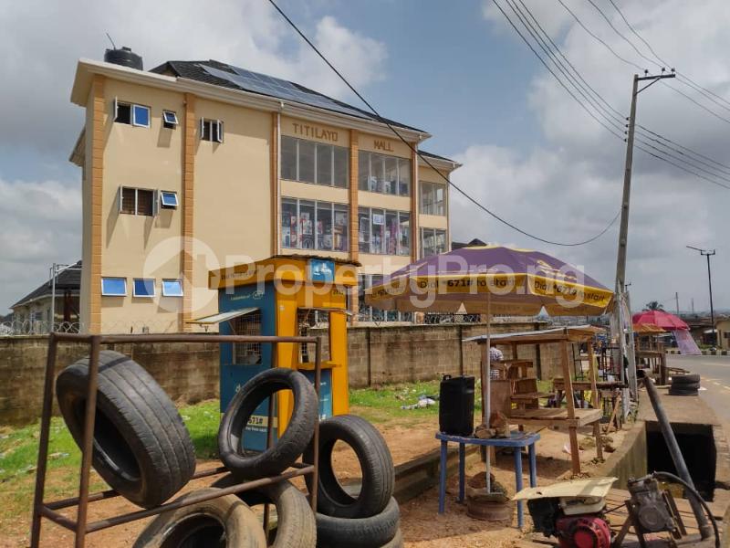 Land for sale Olakunle Traffick Light Ibadan Oyo