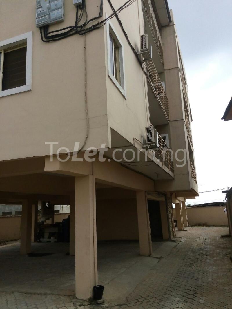 3 bedroom Flat / Apartment for rent Ajao Estate, Maryland Ikeja Lagos