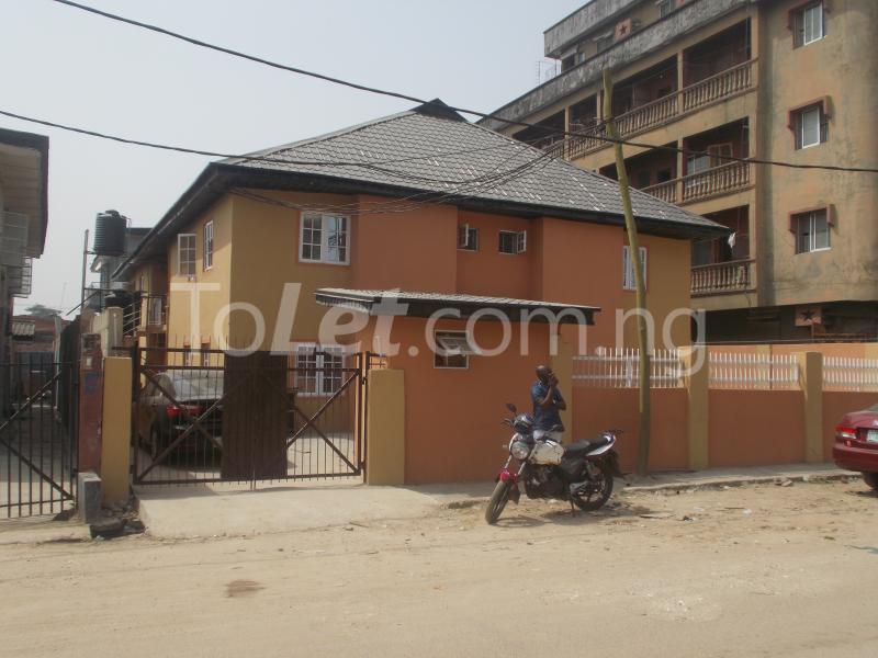 3 bedroom Flat / Apartment for rent Jadesola Oshodi Surulere Surulere Lagos