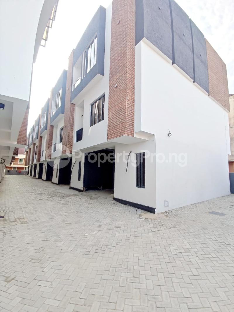 4 bedroom House for sale Ologolo Lekki Lagos