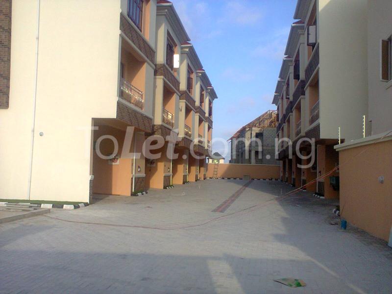 4 bedroom House for rent By Aa Rescue, Lekki Lekki Lagos