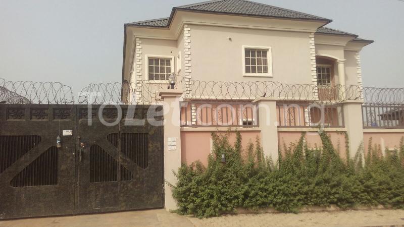 3 bedroom Flat / Apartment for rent Peace Estate, Alimosho Lagos