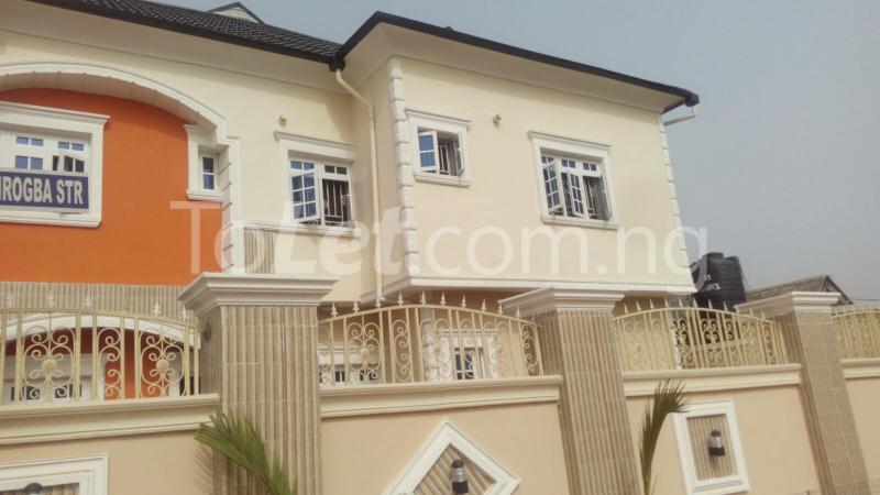 3 bedroom Flat / Apartment for rent Genesis Estate, Alimosho Lagos