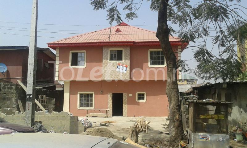 1 bedroom Flat / Apartment for rent Off Apata Area Shomolu Shomolu Lagos - 0