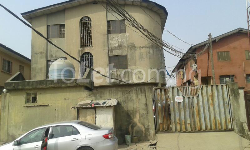2 bedroom Flat / Apartment for rent Akoka Area Yaba Yaba Lagos - 0