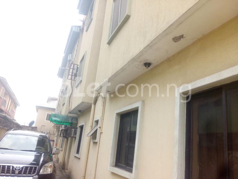 3 bedroom Flat / Apartment for rent Off Herbert Macaulay Yaba Yaba Lagos - 0