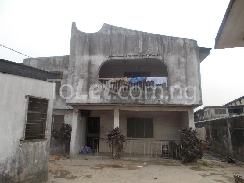 3 bedroom Flat / Apartment for rent No 5 Alied Street, Fadiya Street. Ketu Kosofe/Ikosi Lagos