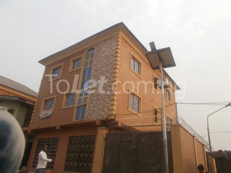 1 bedroom Flat / Apartment for rent Off Apata Street, Shomolu Shomolu Lagos - 0