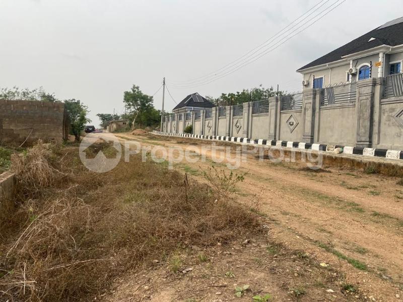 Land for sale Olunloyo Gra Phase 1 Ring Rd Ibadan Oyo