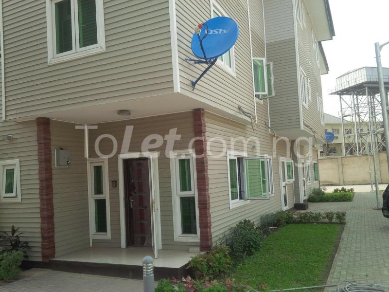 4 bedroom House for rent Royal Estate Yaba Yaba Lagos