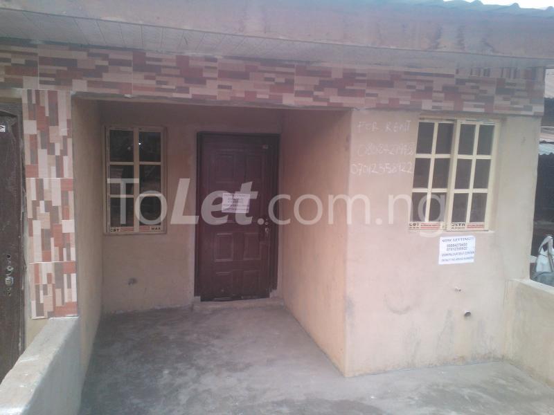1 bedroom Flat / Apartment for rent 7 Hanson Lane, Off Olateju Road, Oshodi Expressway Oshodi Lagos