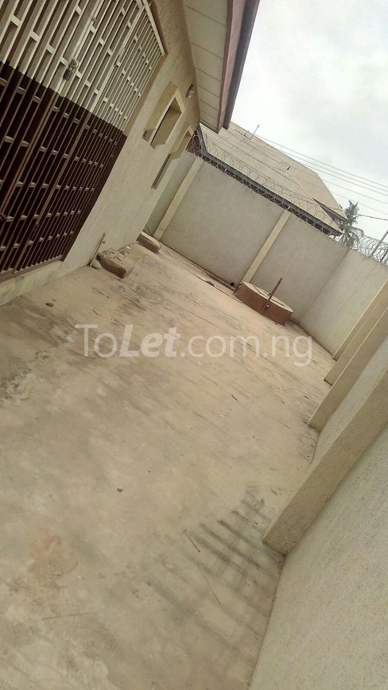 3 bedroom Flat / Apartment for rent Hiltop Estate, Alimosho Lagos