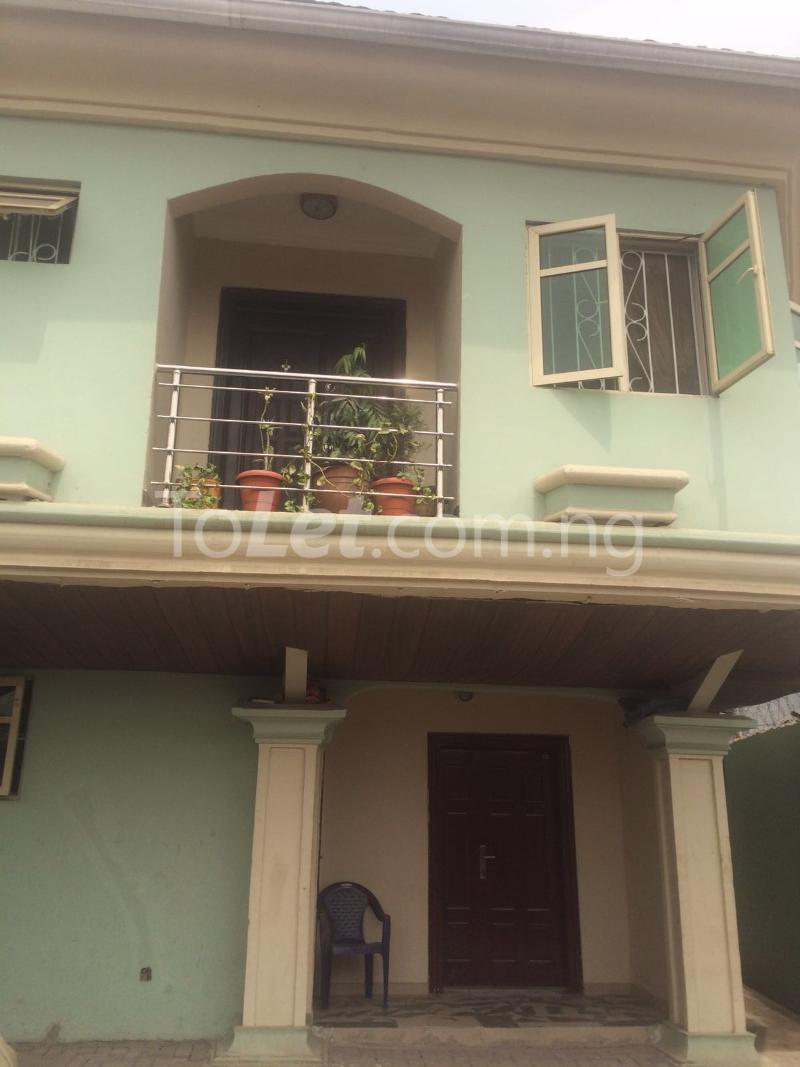 2 bedroom Flat / Apartment for rent Olajide Street, Surulere Surulere Lagos