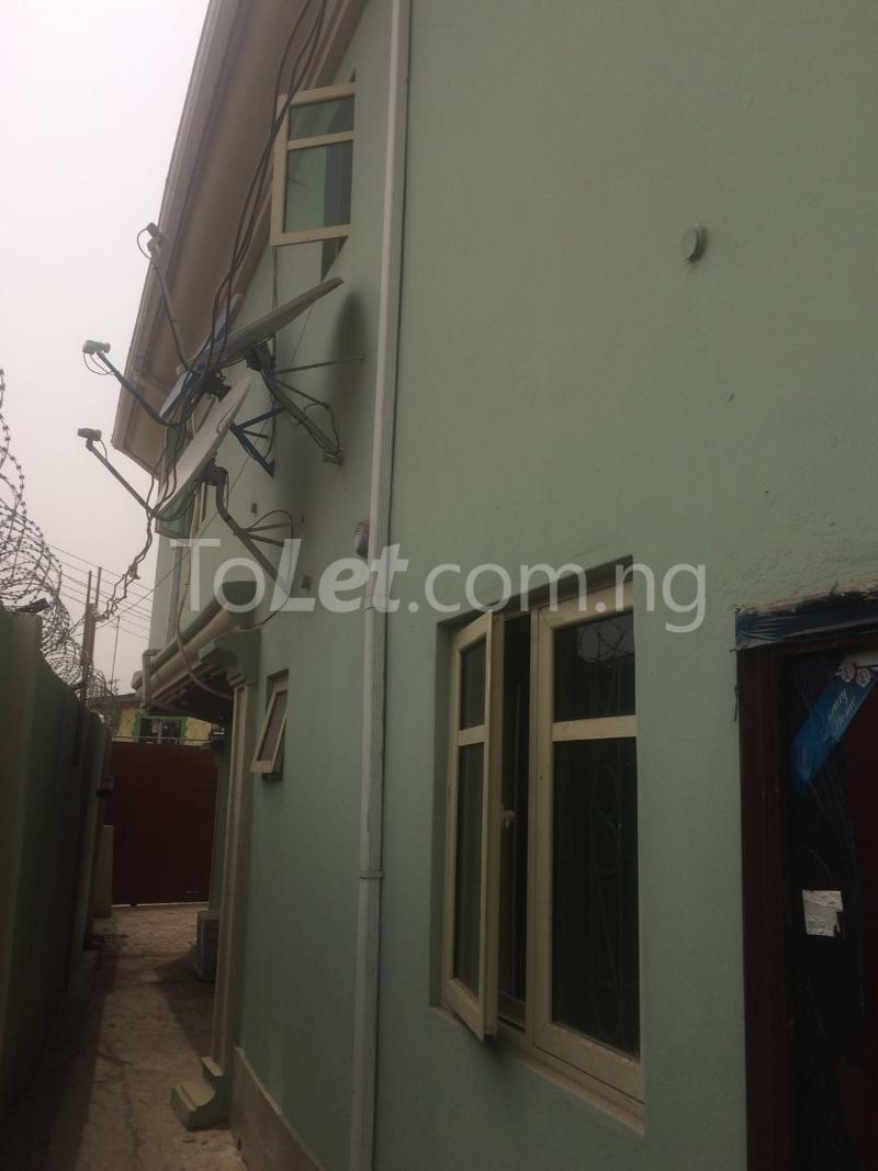 1 bedroom Flat / Apartment for rent Olajide Street, Surulere Surulere Lagos