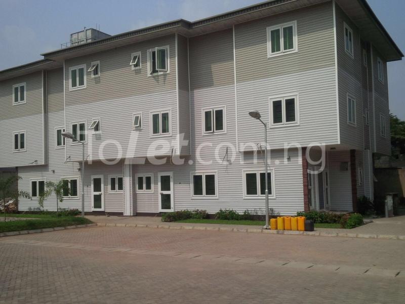 4 bedroom House for rent Royal Estate, Yaba Yaba Lagos