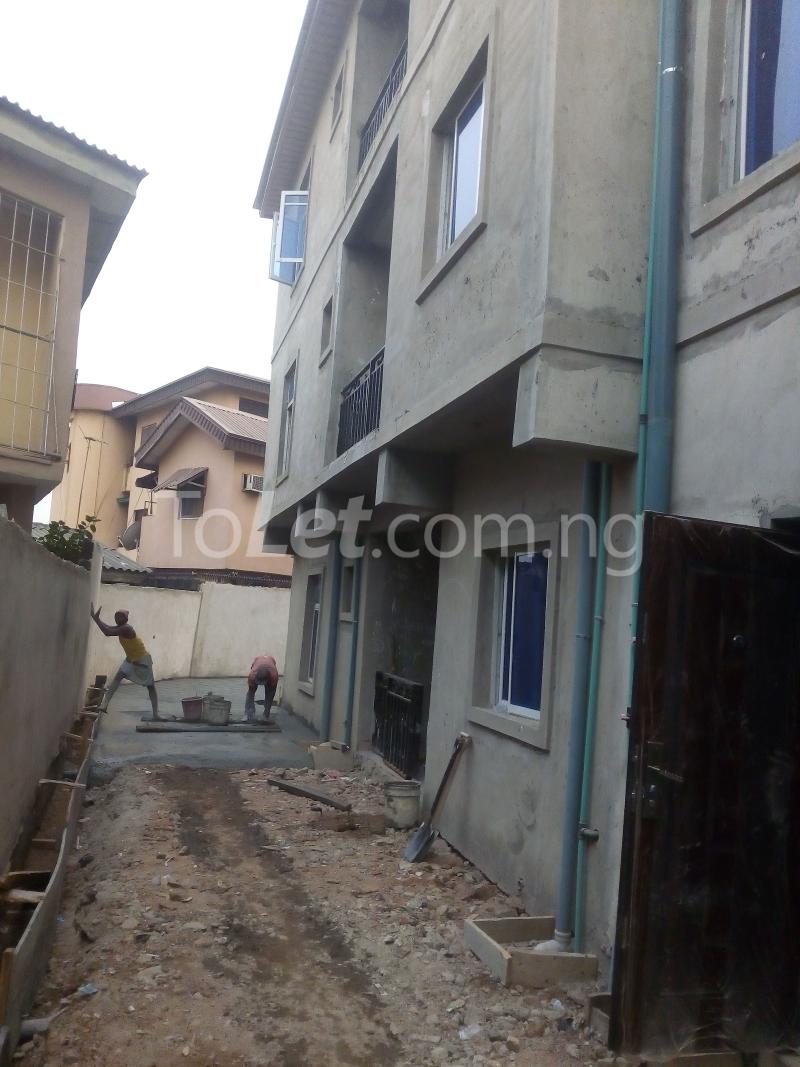 3 bedroom Flat / Apartment for rent Commercial Avenue Yaba Yaba Lagos